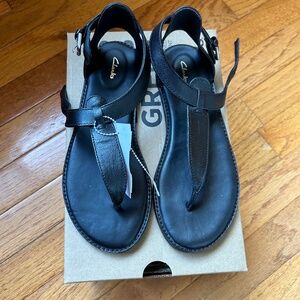 Clarks leather sandals new